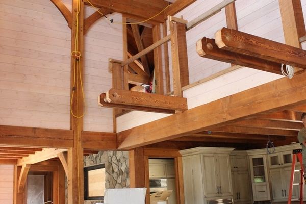 Hill-Top-Retreat-Collingwood-Ontario-Canadian-Timberframes-Construction-Timber-Detail
